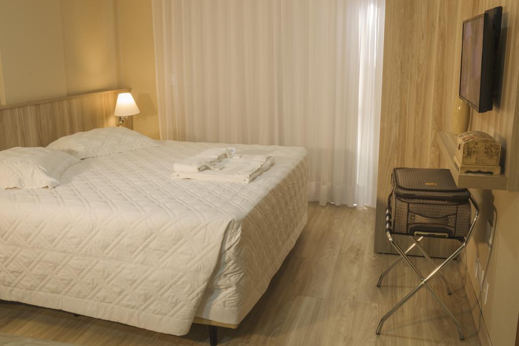 Aquarius Hotel Flat Residence サンタ・クルス・ド・スル エクステリア 写真